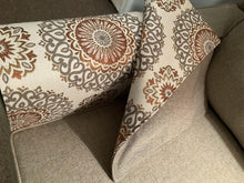 Cargar imagen en el visor de la galería, Armrest Covers " Rust Medallion" design