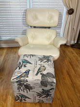 Cargar imagen en el visor de la galería, Cube Ottoman Bird Stamp design 17x17x17