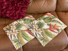 Cargar imagen en el visor de la galería, 3PC. Set Headrest Cover and Armrest covers "Palm Tree"