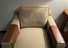 Cargar imagen en el visor de la galería, Set of Vinyl Armrest covers- SADDLE