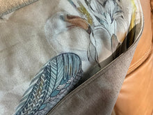 Load image into Gallery viewer, Headrest Cover and armrest set Swan design